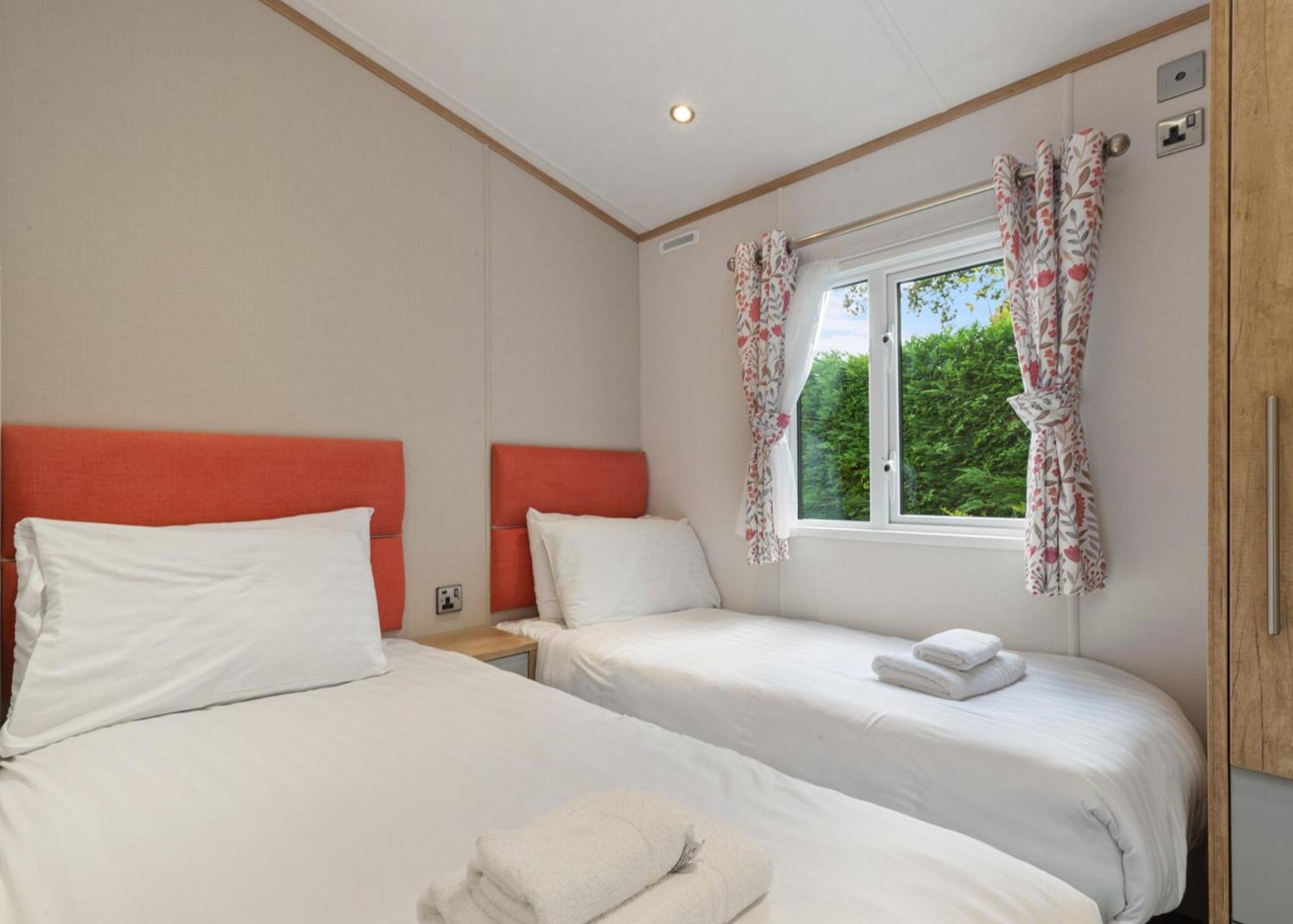 Noble Court Holiday Park 纳伯斯 客房 照片