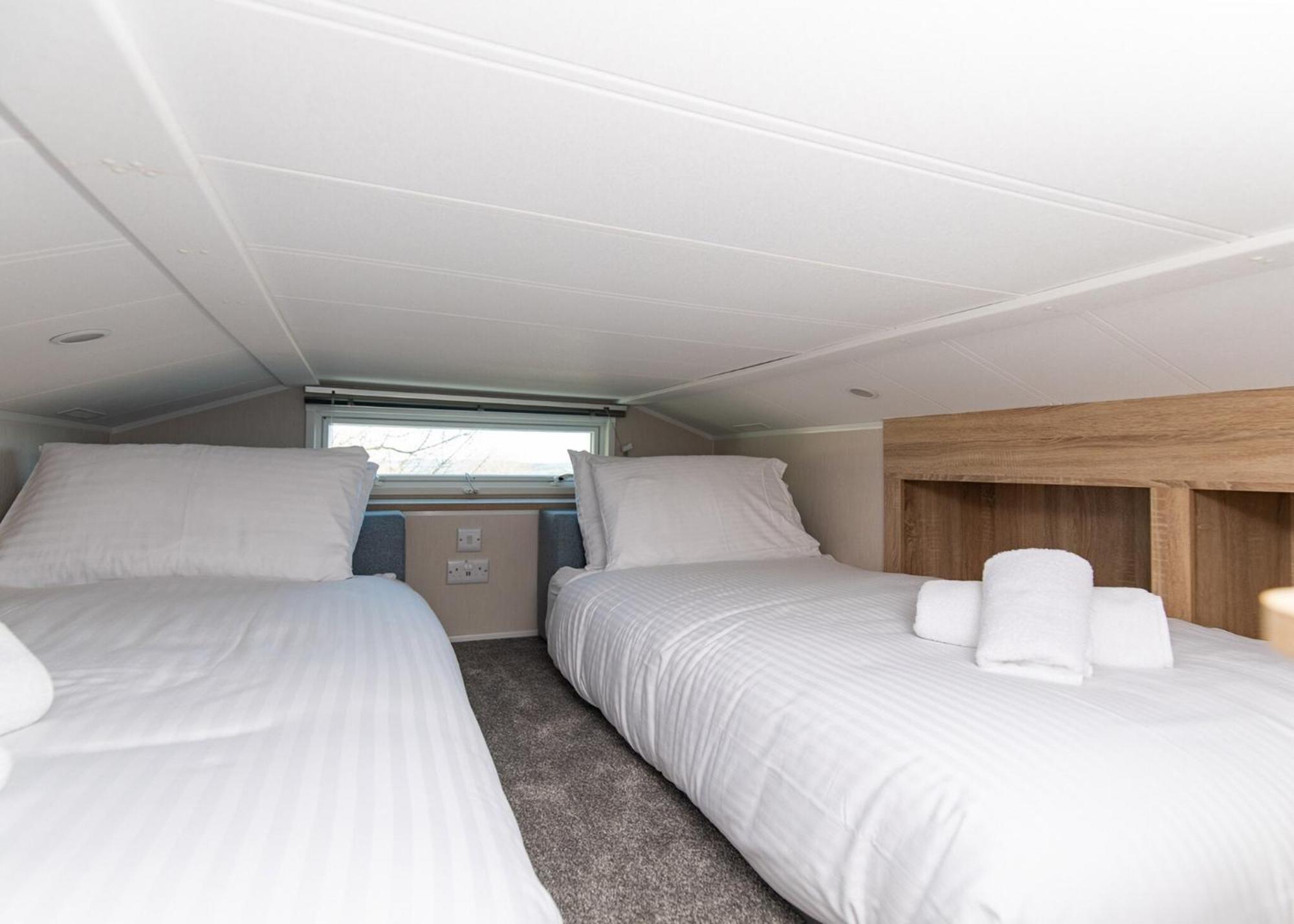 Noble Court Holiday Park 纳伯斯 客房 照片