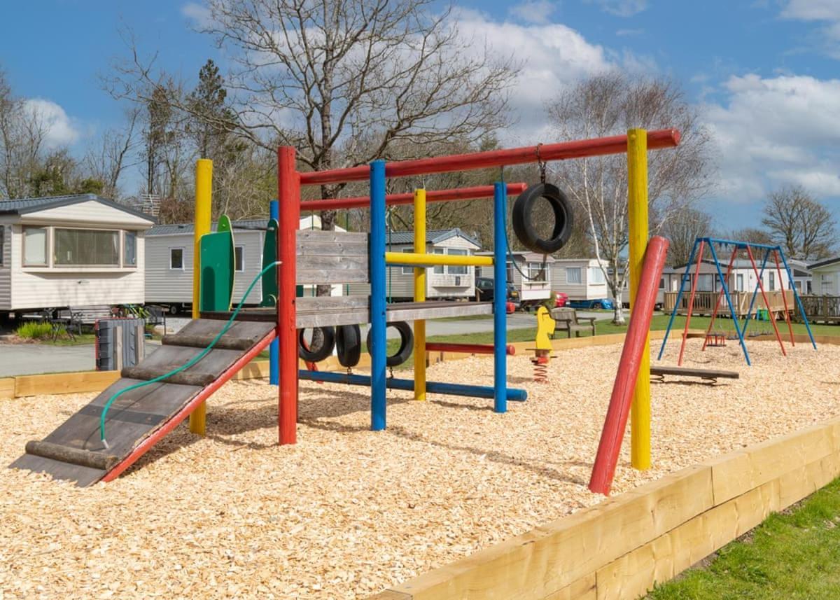 Noble Court Holiday Park 纳伯斯 外观 照片