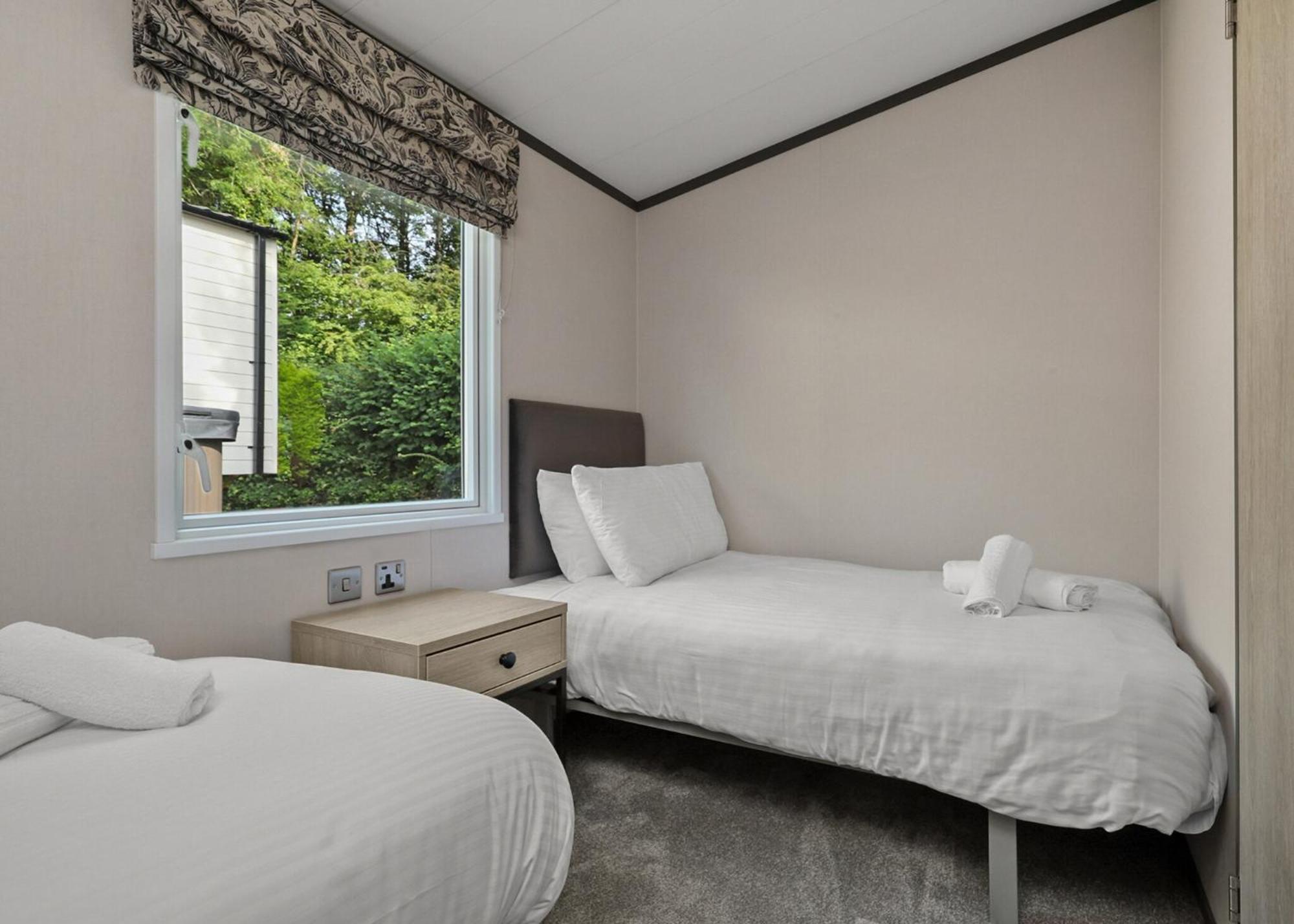 Noble Court Holiday Park 纳伯斯 客房 照片