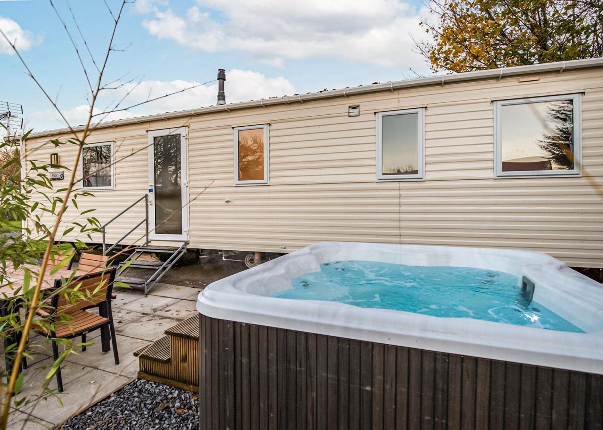 Noble Court Holiday Park 纳伯斯 客房 照片